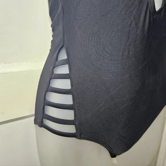 Express Black Halter Swimsuit W/Hip & Chest Cutouts Low CrissCross Back Sz S - Picture 6 of 8